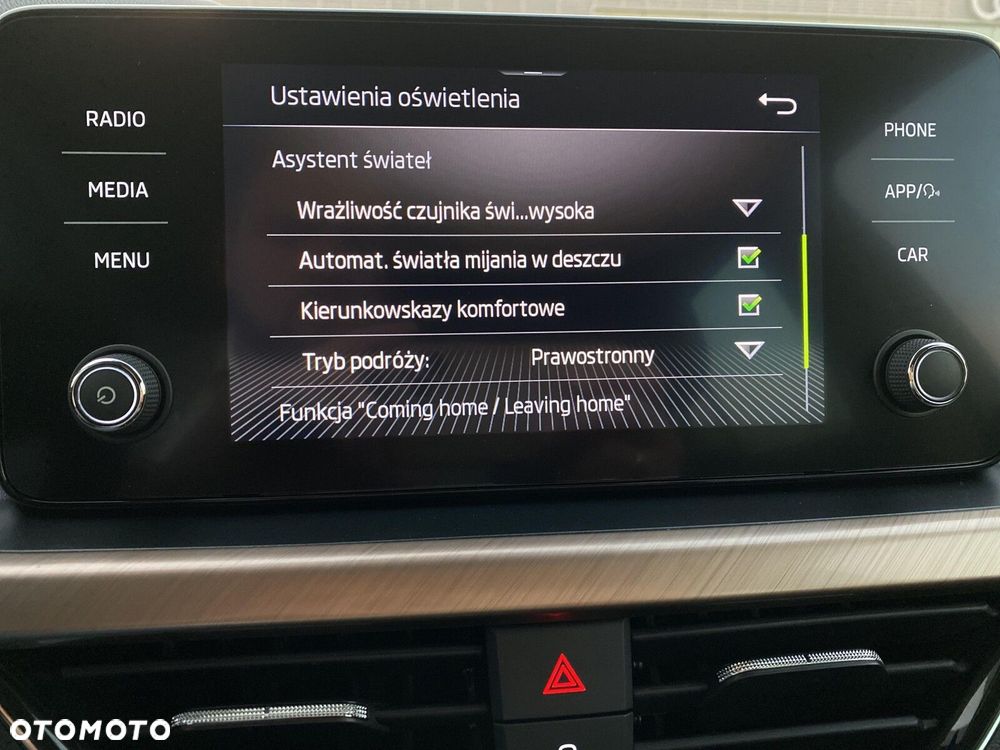 Skoda Kamiq 1.0 TSI Style DSG - 23