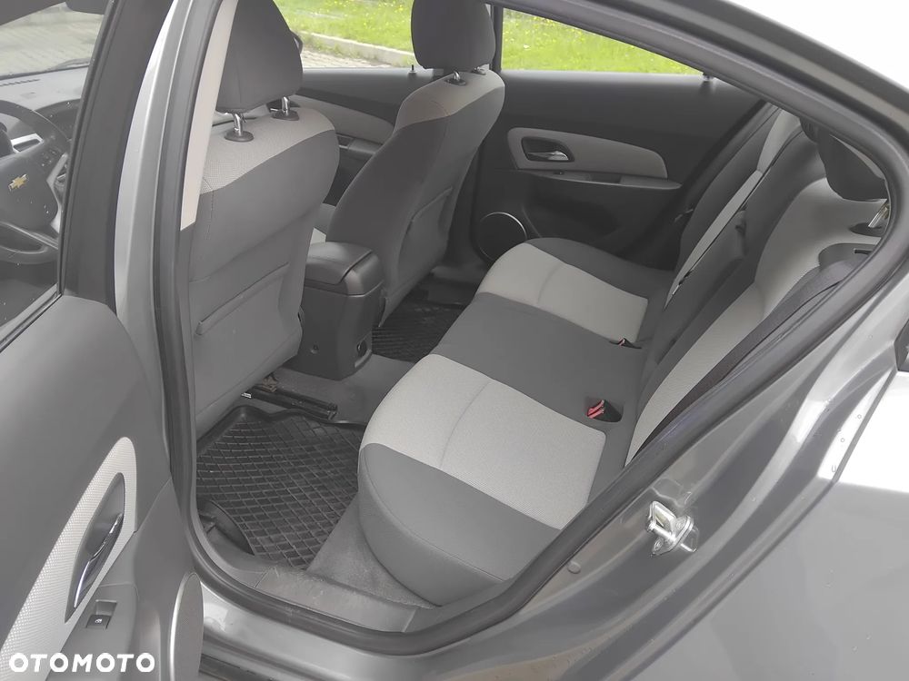Chevrolet Cruze - 7