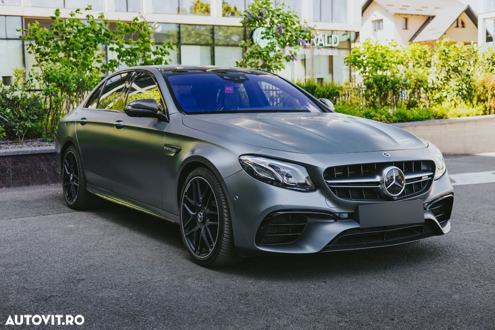 Mercedes-Benz E 63 AMG S 4MATIC Aut. - 1