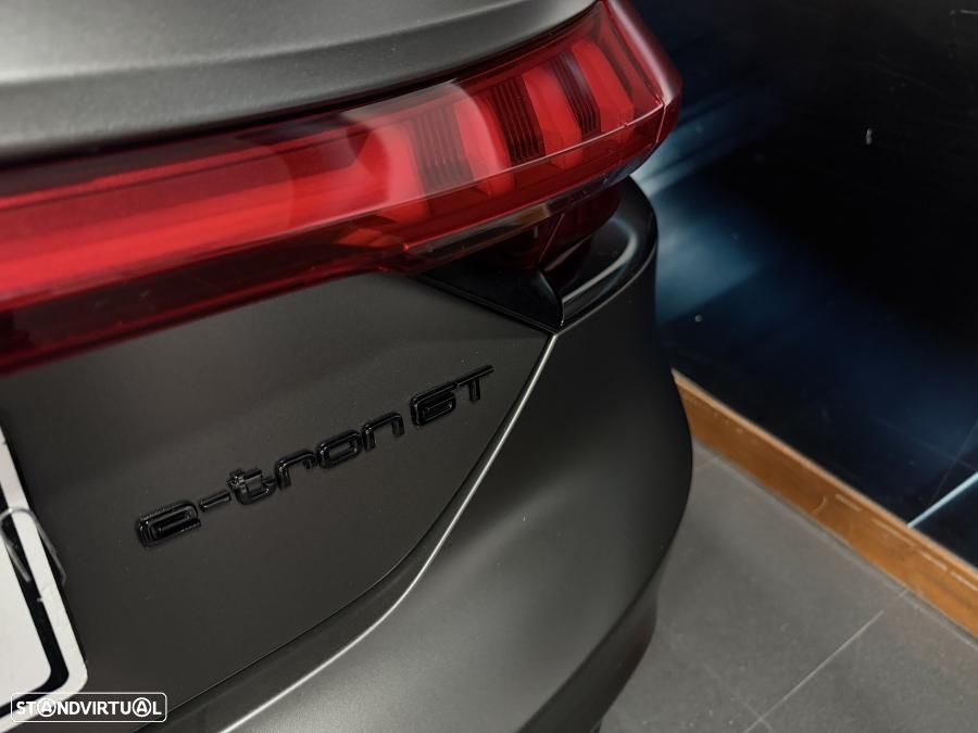 Audi RS e-tron GT quattro - 10