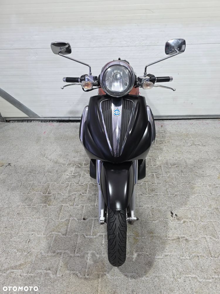 Piaggio Beverly - 13