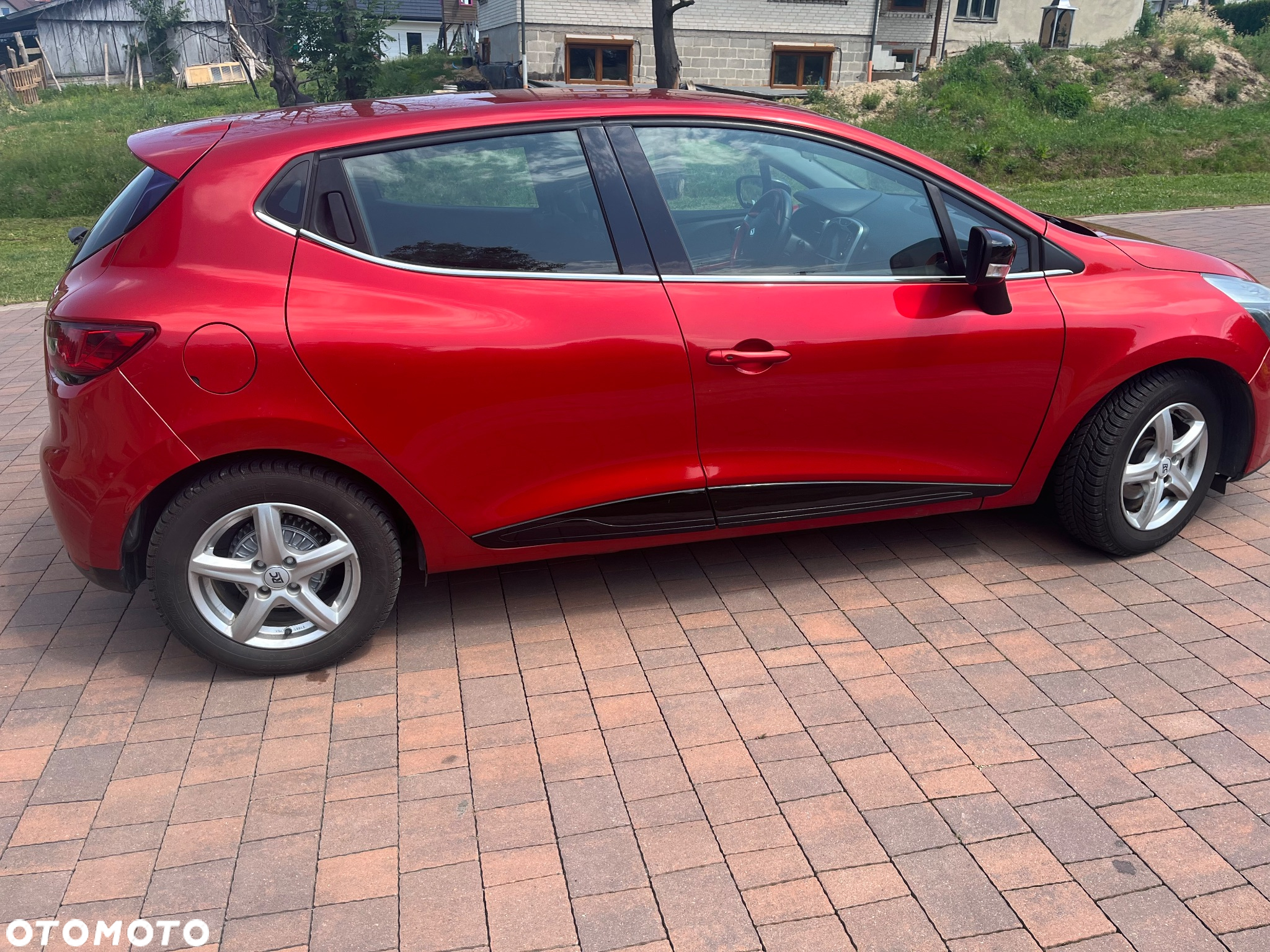 Renault Clio - 7