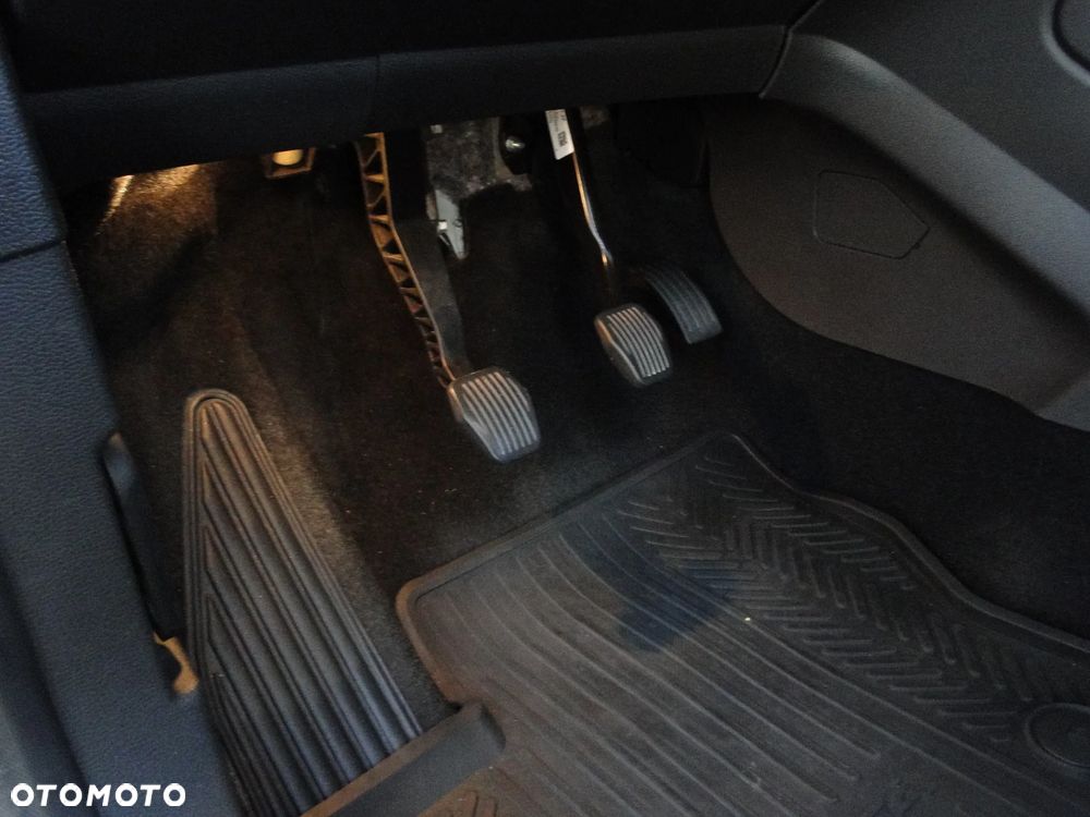 Ford Kuga 1.5 EcoBoost FWD Edition ASS GPF - 29