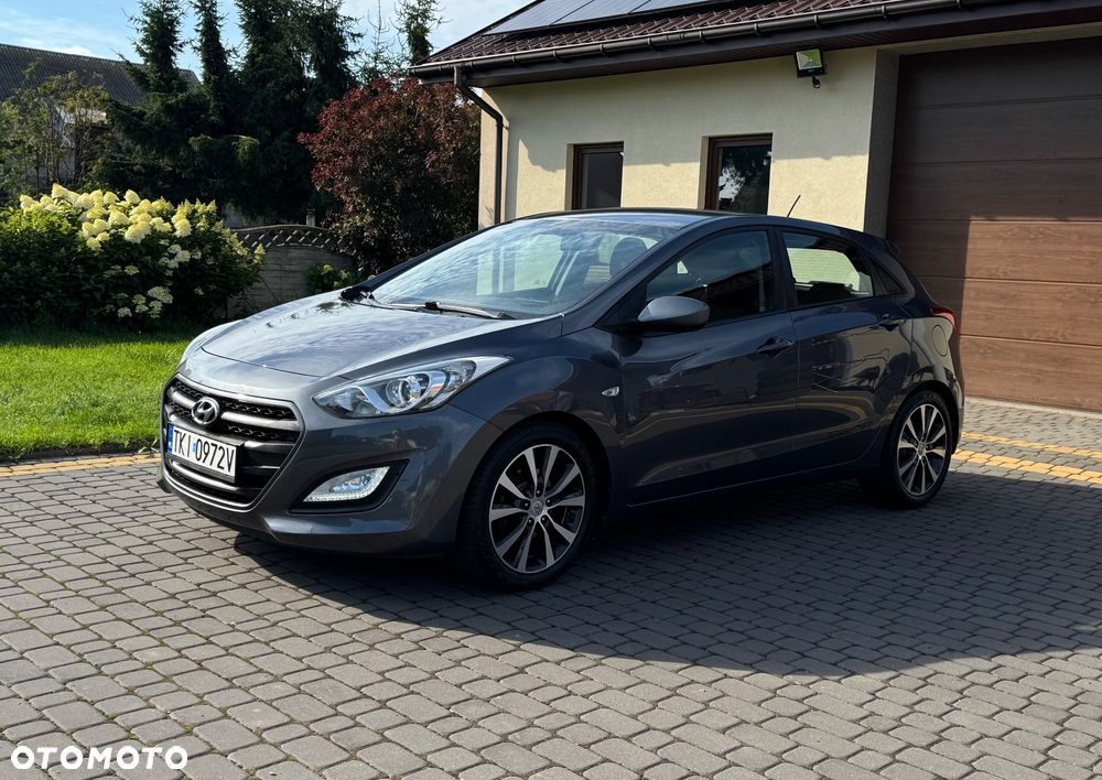 Hyundai i30 1.4 YES - 1