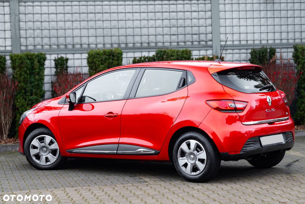 Renault Clio TCe 90 Limited - 15