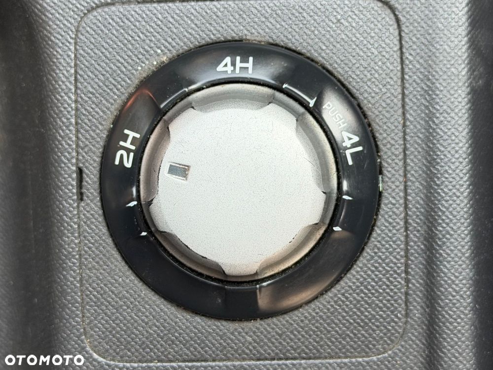 Isuzu D-Max 2.5 DC L - 18