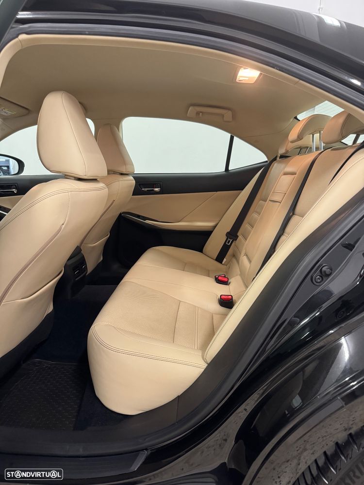 Lexus IS 300H Pack Executive+ - 10