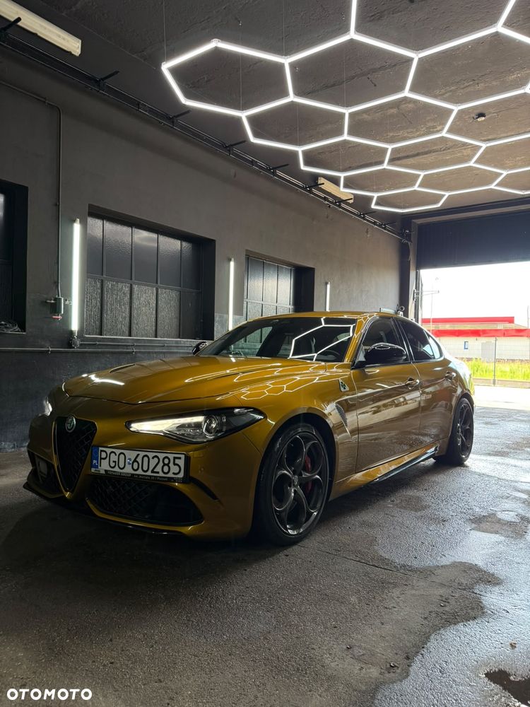 Alfa Romeo Giulia 2.9 Bi Turbo V6 Quadrifoglio - 10