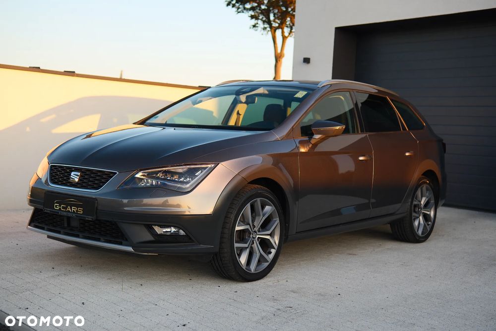 Seat Leon 2.0 TDI DPF Start&Stop DSG XCELLENCE - 2