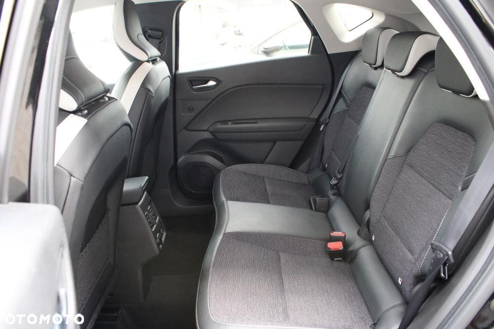 Renault Captur - 36