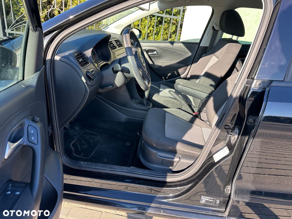 Volkswagen Polo - 15