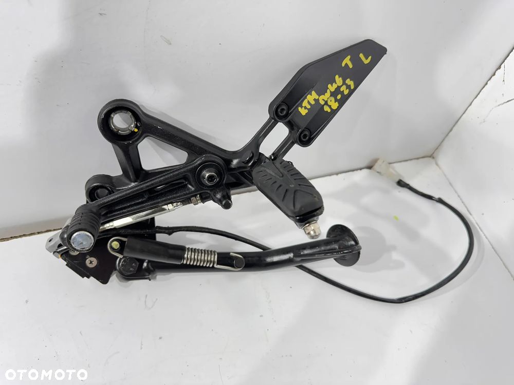 Set podnóżek L Kierowcy KPL    KTM Duke 125   17-23r - 5