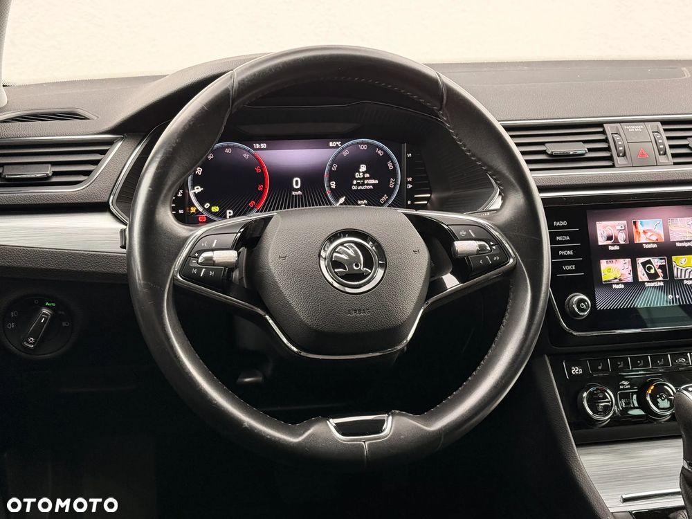 Skoda Superb 2.0 TDI SCR Ambition DSG - 30