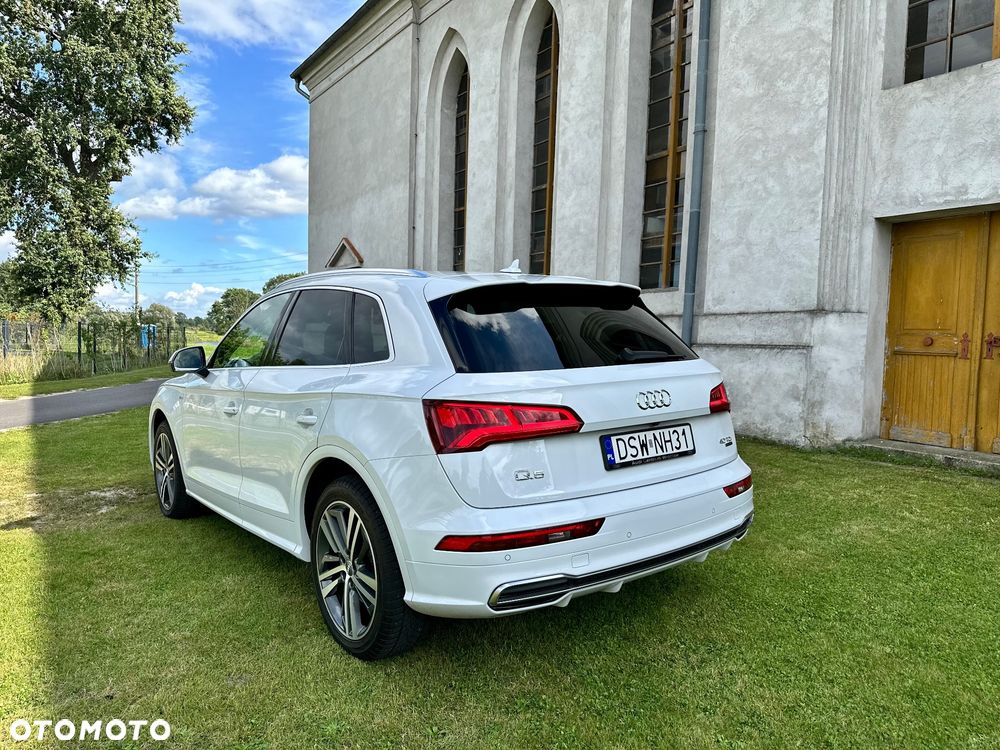 Audi Q5 40 TDI Quattro S tronic design - 38