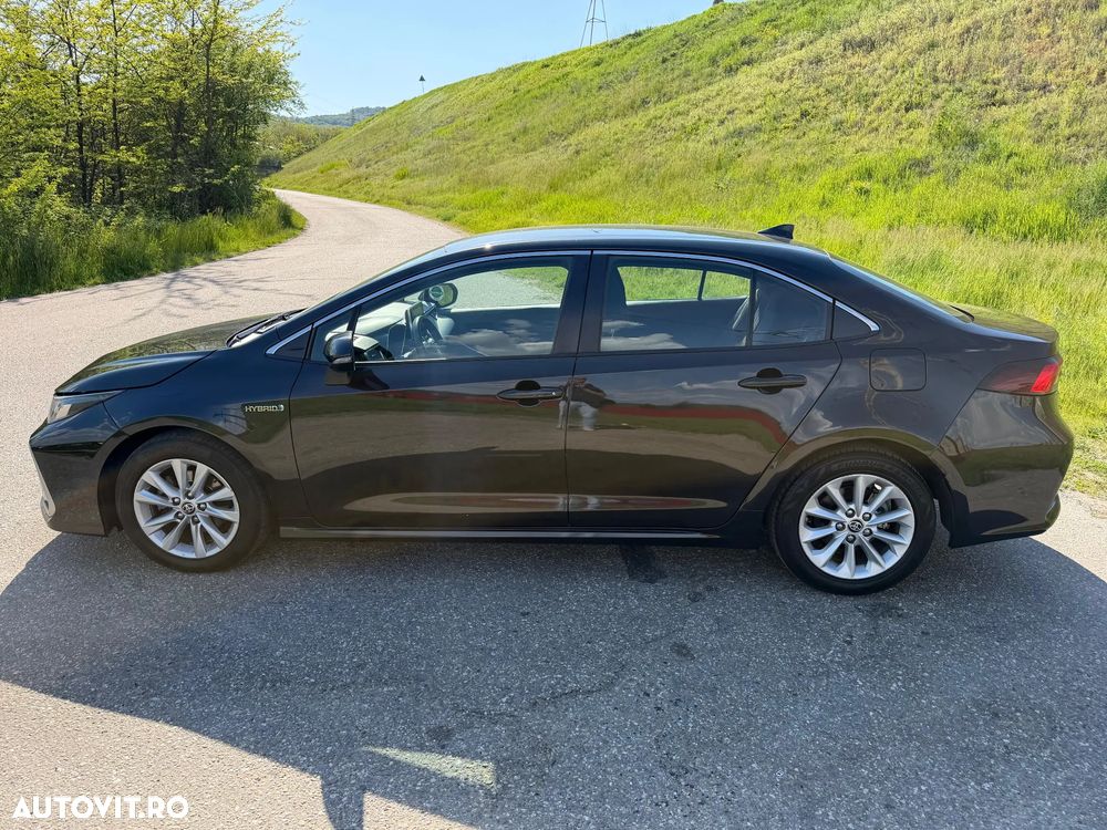 Toyota Corolla 1.8 HSD Business - 3