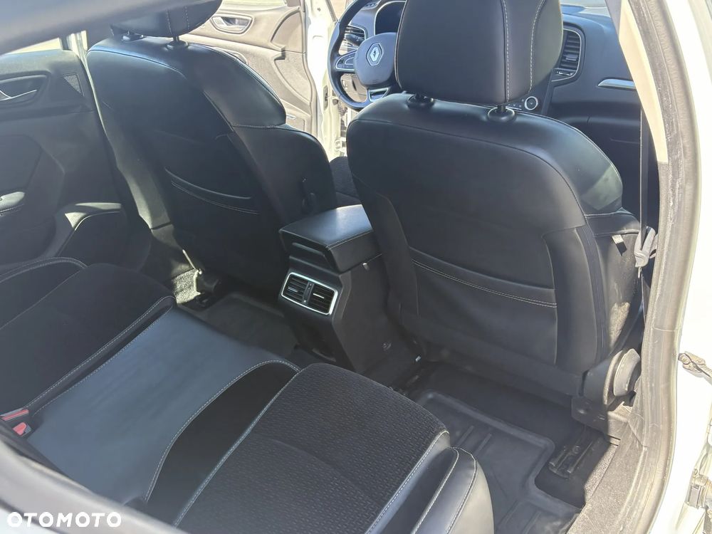 Renault Megane 1.5 dCi Intens - 11