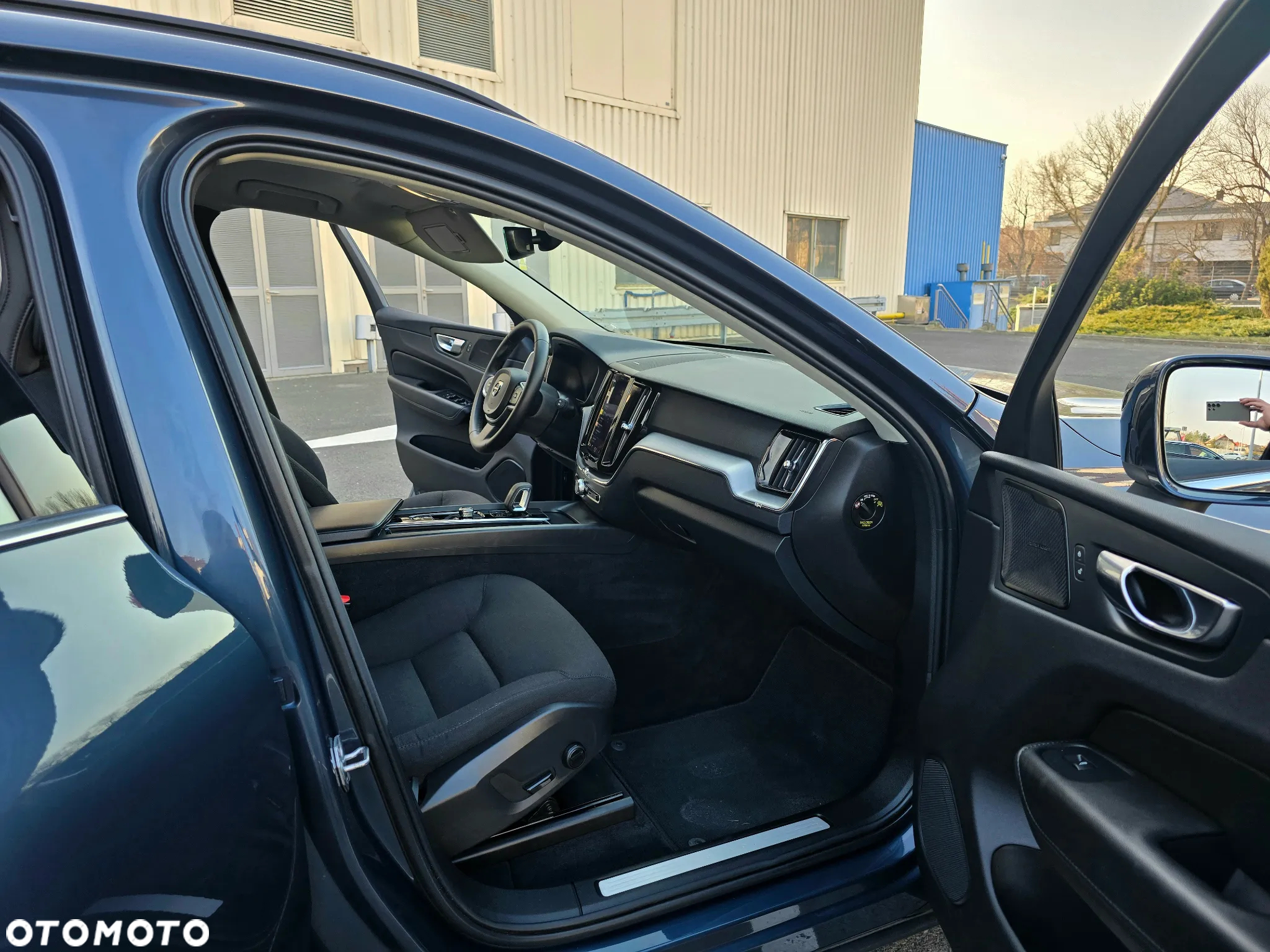 Volvo XC 60 T5 GPF AWD Momentum - 12