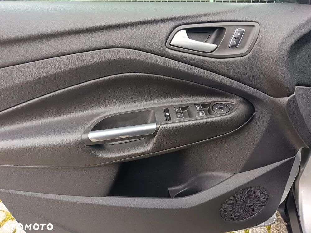 Ford Kuga 1.5 EcoBoost 2x4 Business Edition - 27