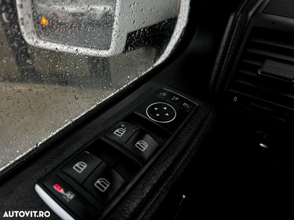 Mercedes-Benz G - 23