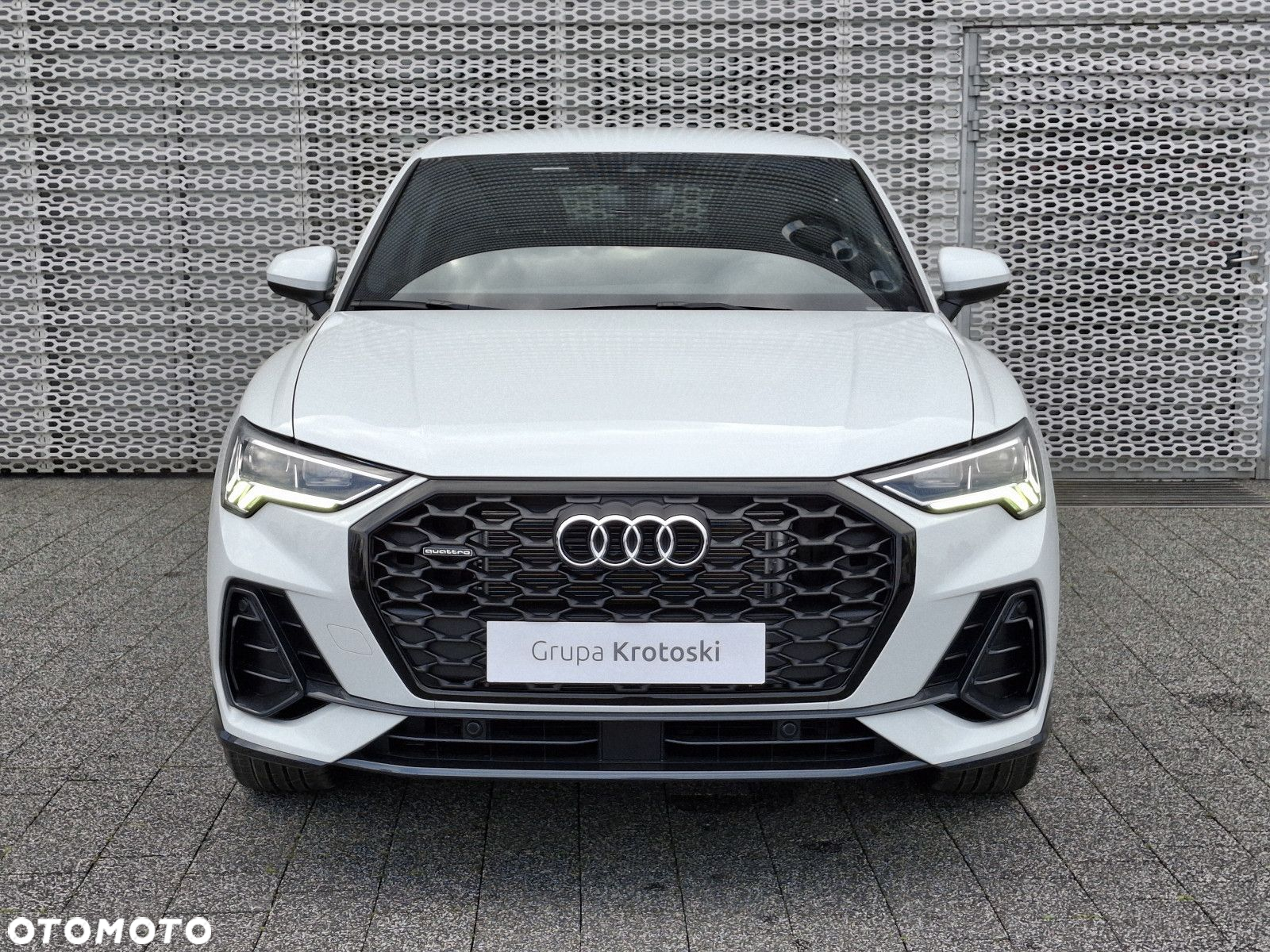 Audi Q3 Sportback - 2