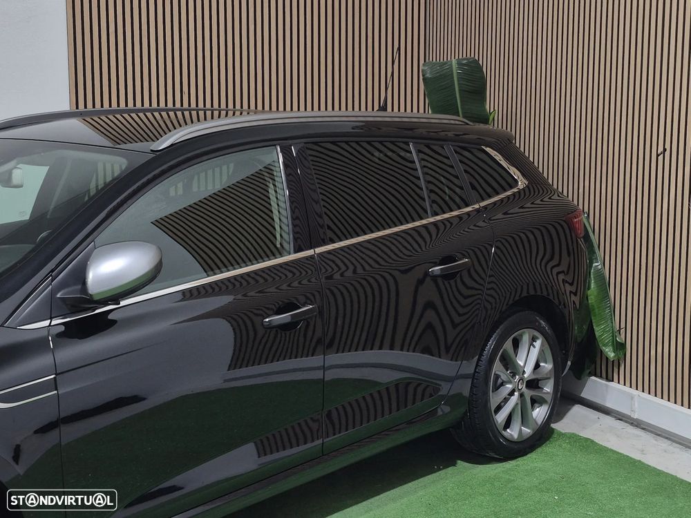 Renault Mégane Sport Tourer 1.6 dCi GT Line - 4