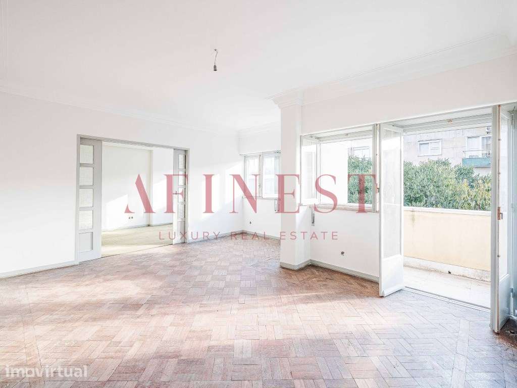 APARTAMENTO T9 NA RUA PASCOAL DE MELO | LISBOA - Grande imagem: 2/60