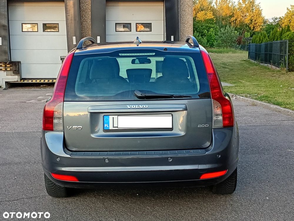 Volvo V50 2.0D R-Design Summum - 7