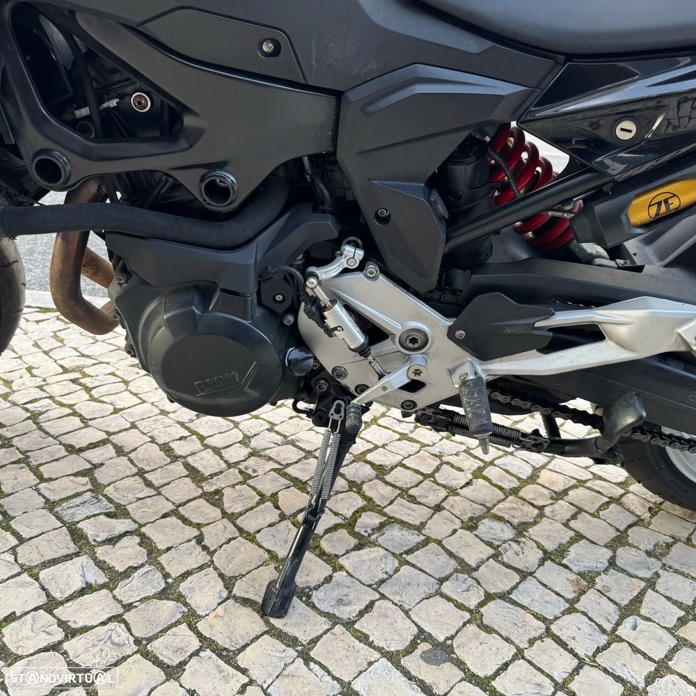 BMW F 900 R - 20