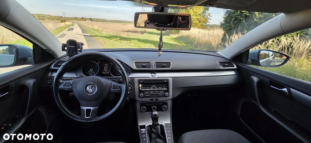 Volkswagen Passat 1.6 TDI BlueMotion Technology Comfortline - 7