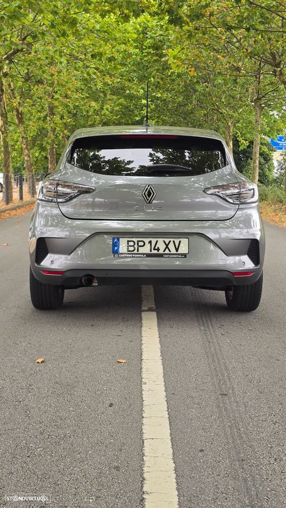 Renault Clio 1.0 TCe Techno Bi-Fuel - 10