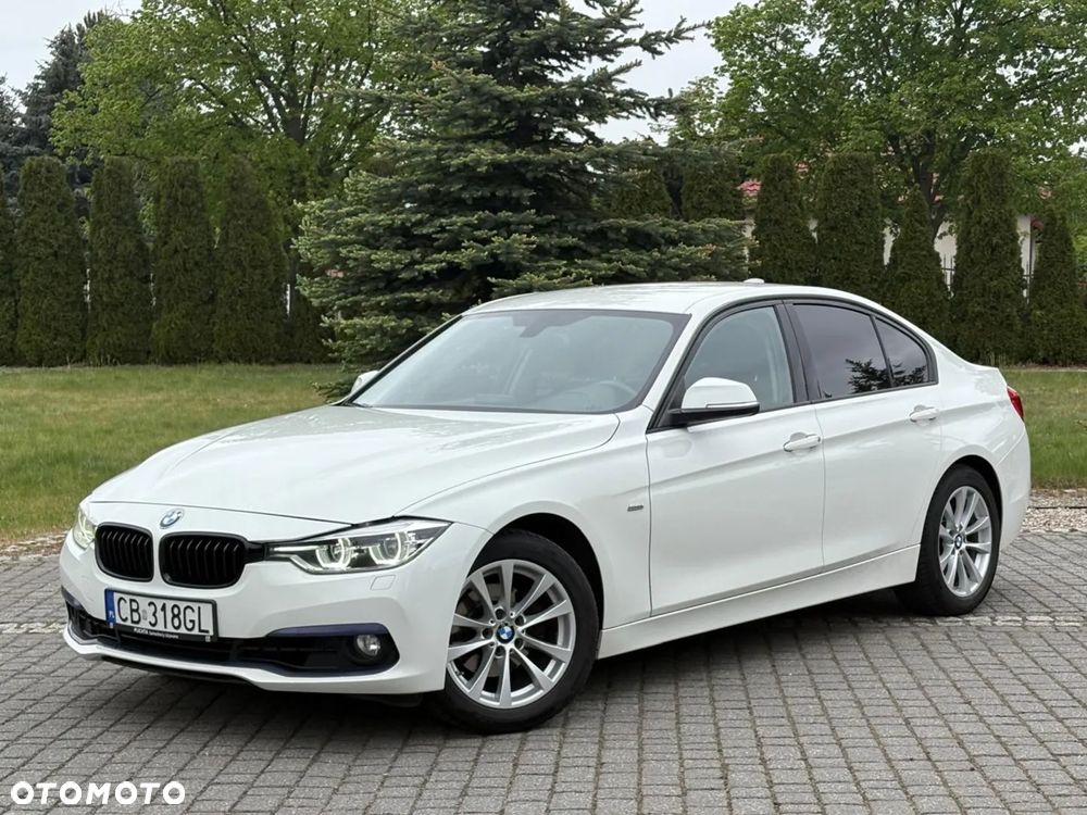 BMW Seria 3 318i M Sport - 17