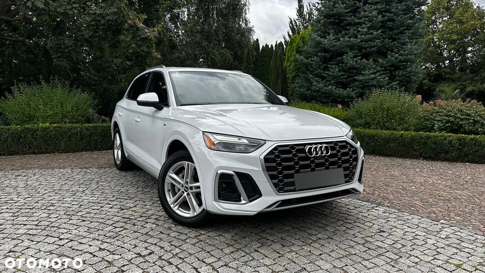 Audi Q5 55 TFSI e Quattro S Line S tronic - 1