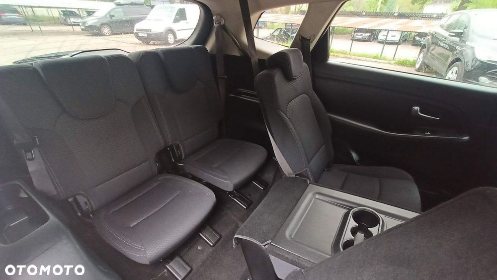 Kia Carens 1.7 CRDi L 7os - 26