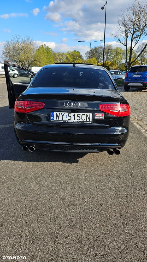 Audi A4 Limousine - 7