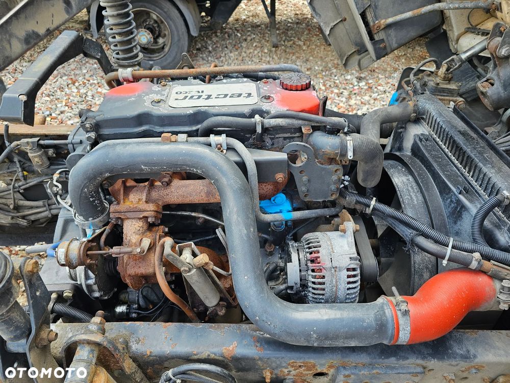 SILNIK KOMPLETNY IVECO EUROCARGO 3.9 TECTOR 110 kW 150 KM F4AE0481C 00-07 rok - 2