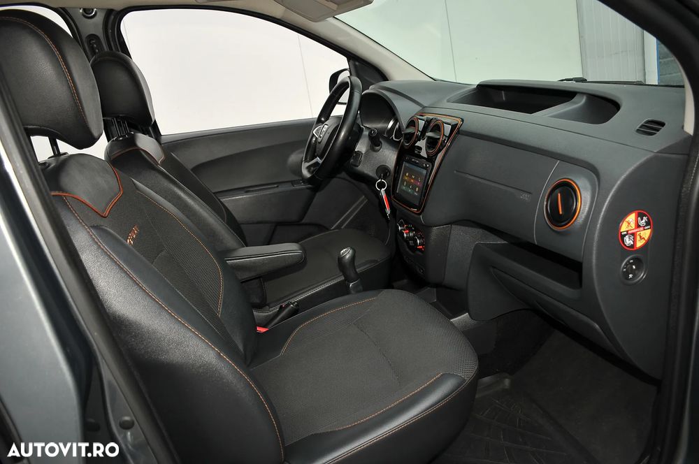 Dacia Dokker dCi 90 Stepway Celebration - 14