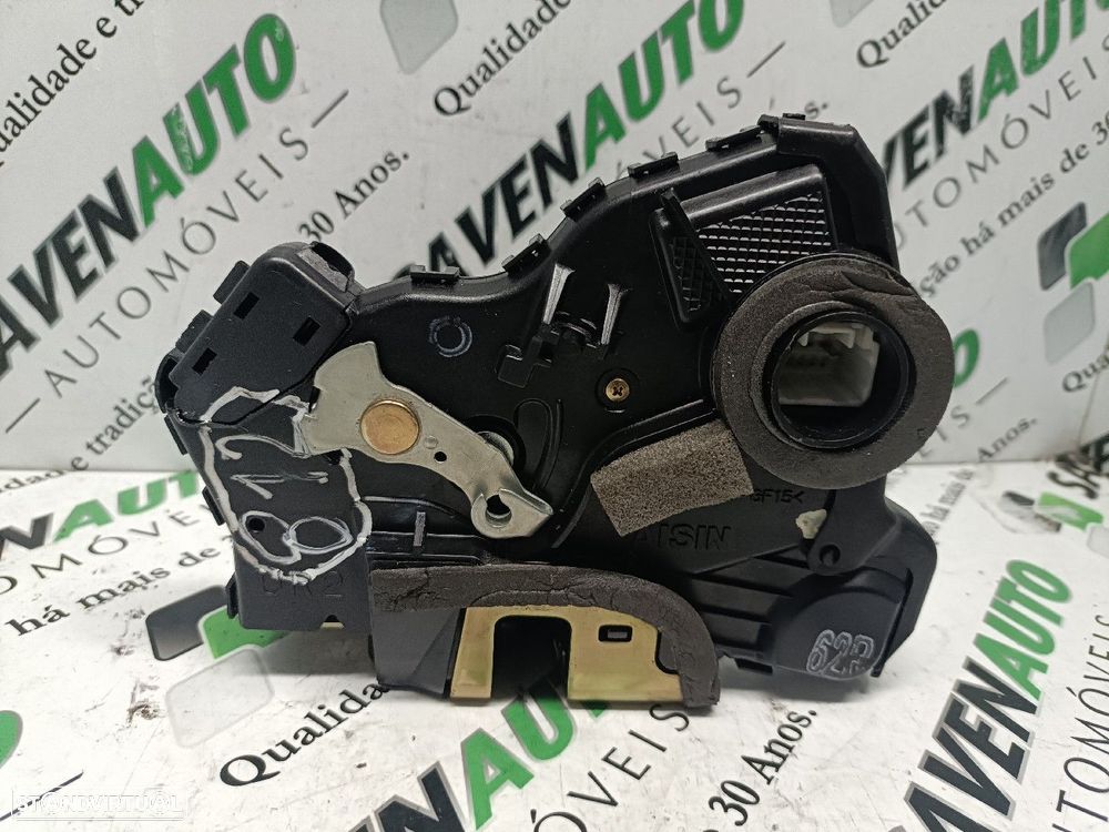 Fecho / Fechadura Porta Frente Dto Toyota Corolla Verso (_E12_) - 2