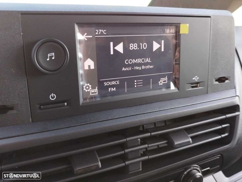 Opel Vivaro Outro - 14