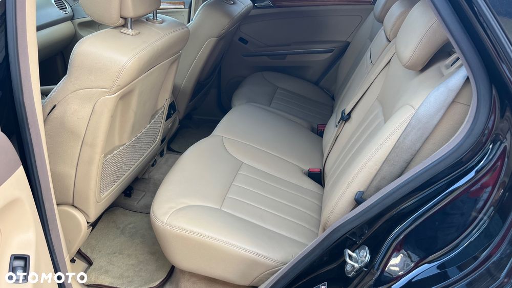 Mercedes-Benz ML 350 4-Matic - 6