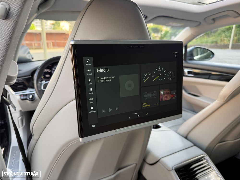 Porsche Panamera - 13