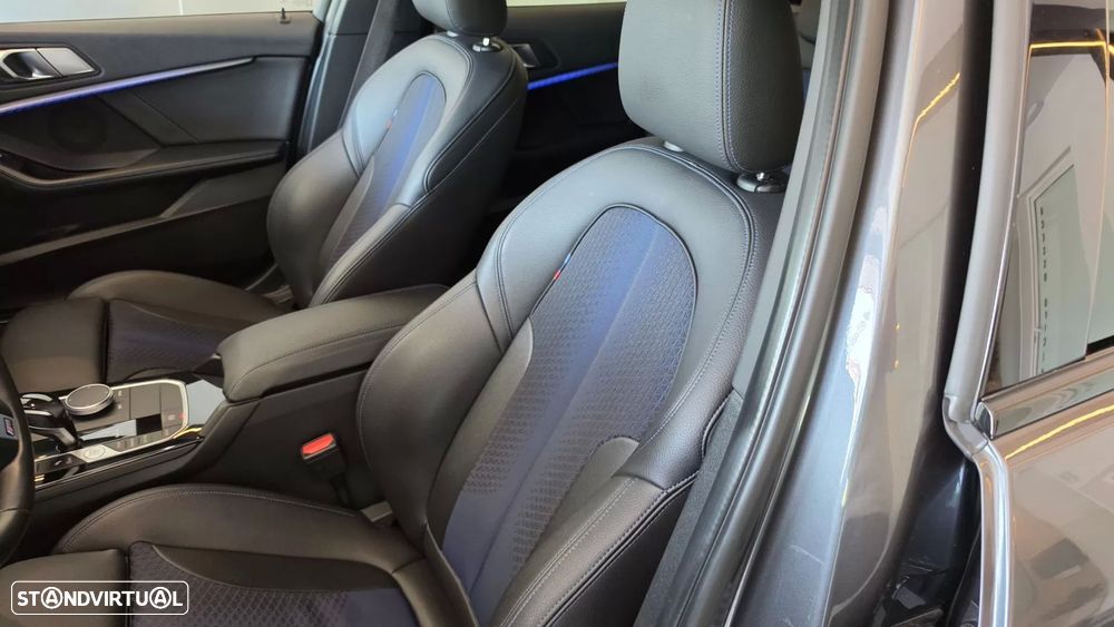BMW 116 d Pack Desportivo M Auto - 40