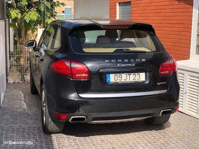 Porsche Cayenne S Hybrid - 4