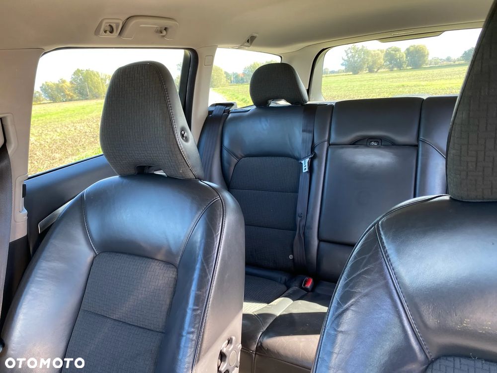 Volvo V70 2.5T Momentum - 16