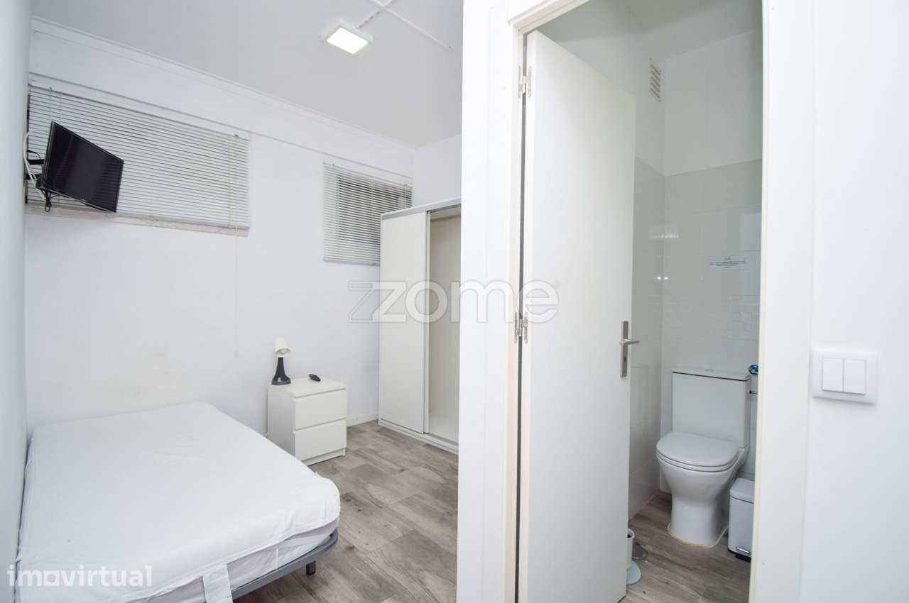 Garagem transformada, investimento com 4 quartos suíte - Grande imagem: 4/20