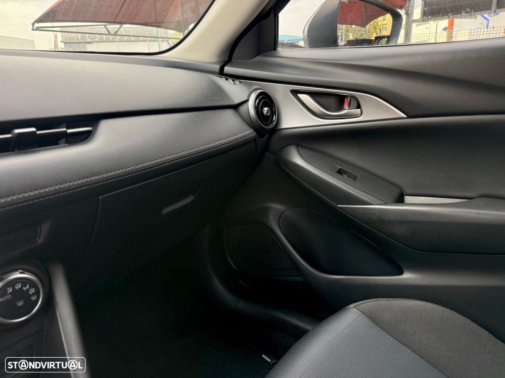 Mazda CX-3 1.8 Sky.Advance - 18