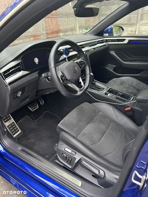 Volkswagen Arteon 2.0 TDI SCR DSG R-Line - 12