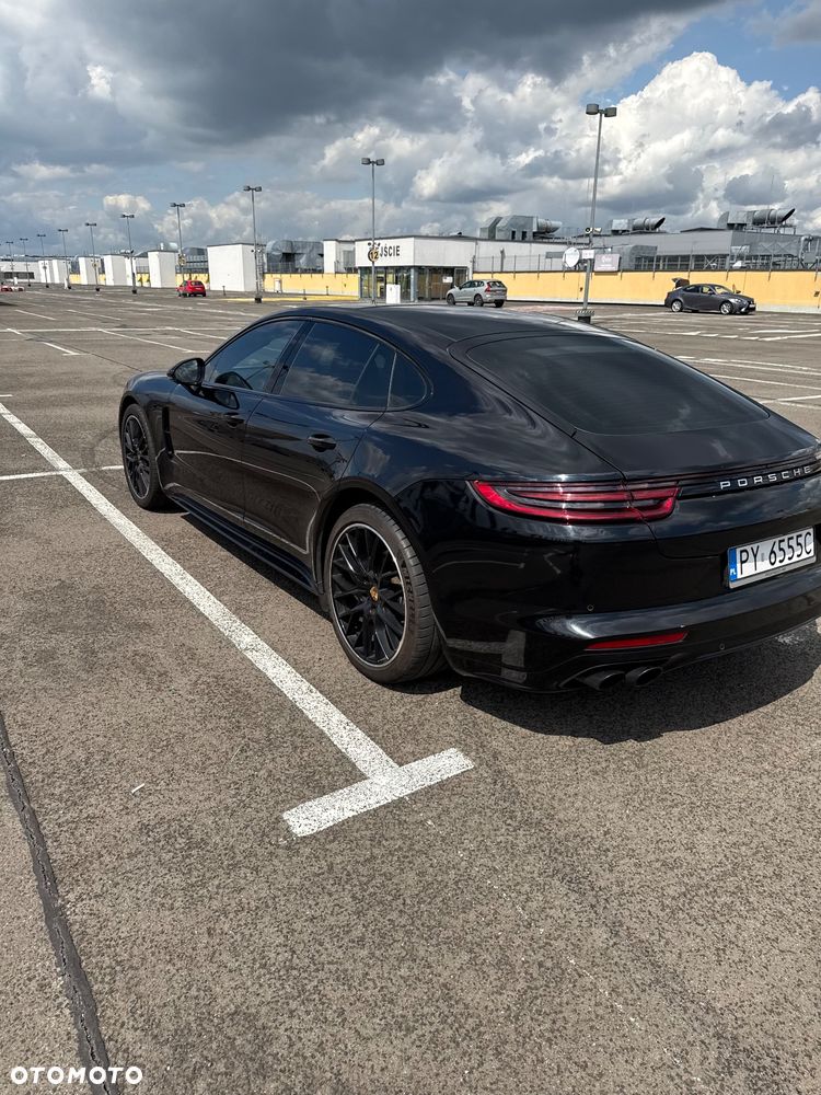 Porsche Panamera 4 - 23