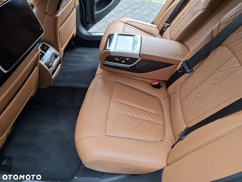 BMW Seria 7 750Ld xDrive - 20
