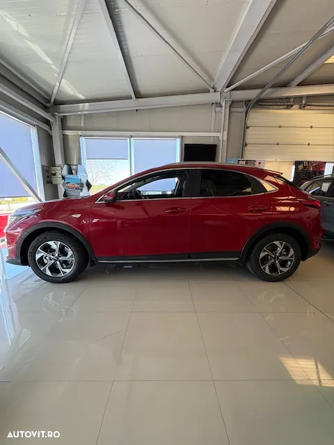 Kia XCeed 1.5 T-GDI 7DCT City - 3