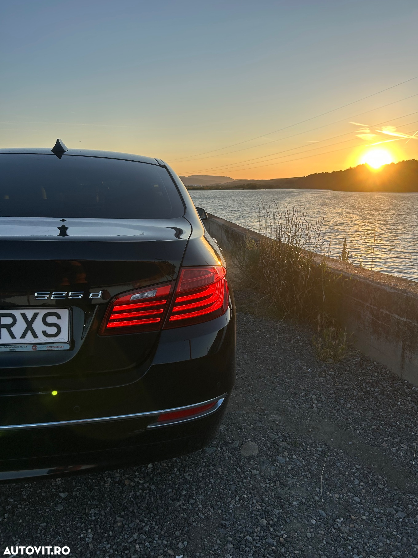 BMW Seria 5 525d xDrive AT - 2